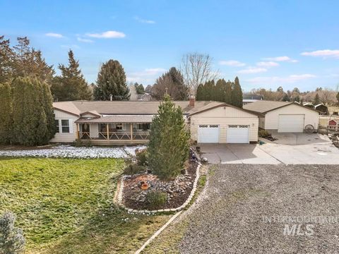 Photo of 213 Sage Road West Rd, Jerome, ID 83338 (MLS # 98971694)