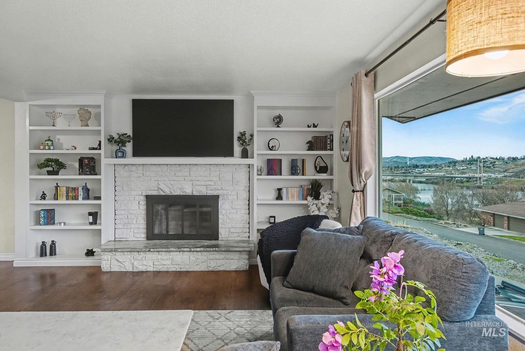 Photo of 753 20th Avenue, Clarkston, WA 99403 (MLS # 98976469)