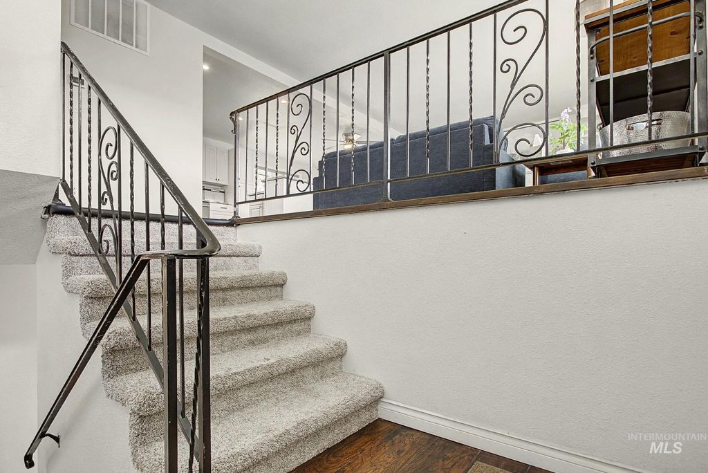 Photo of 753 20th Avenue, Clarkston, WA 99403 (MLS # 98976469)