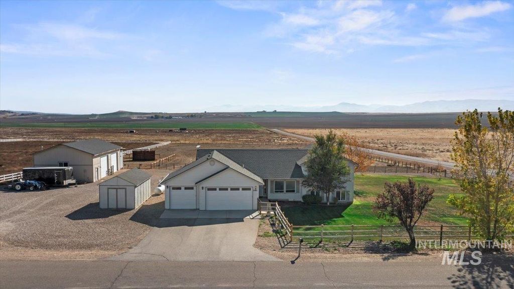 Photo of 13983 Santa Rita Drive, Nampa, ID 83686 (MLS # 98980527)