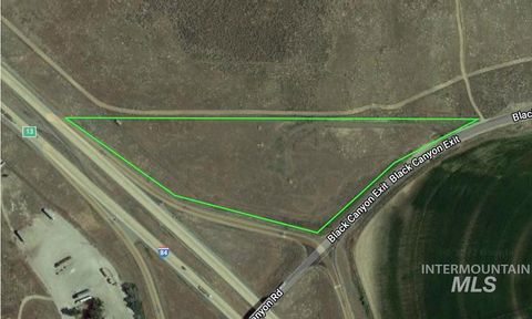 5400-5406 Black Canyon Rd. Caldwell ID 83607
