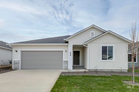 Photo of 542 Oliver St, Emmett, ID 83617 (MLS # 98985457)