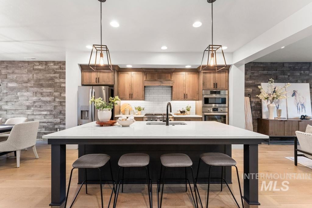 Photo of 4240 E Parkcenter Blvd, Boise, ID 83716 (MLS # 98997099)