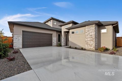 Photo of 11127 S Corballis Ln, Kuna, ID 83634 (MLS # 98991789)
