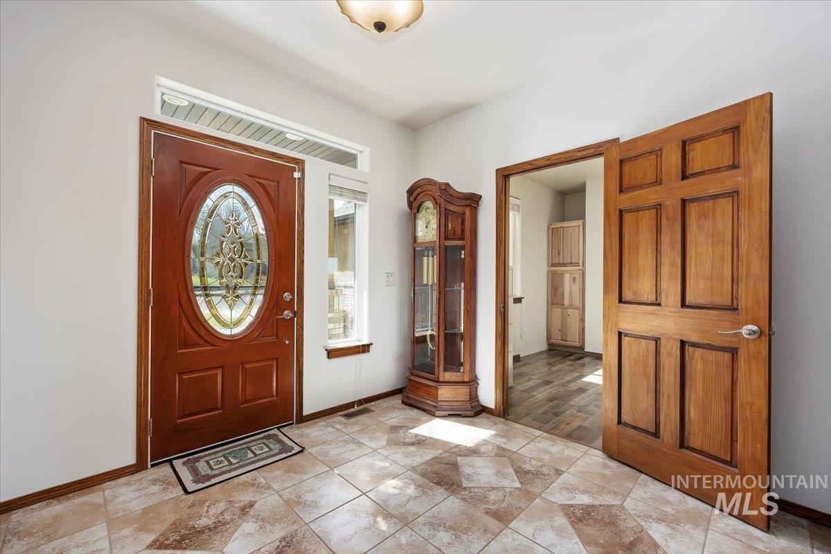 4477 Silver Lakes Ct