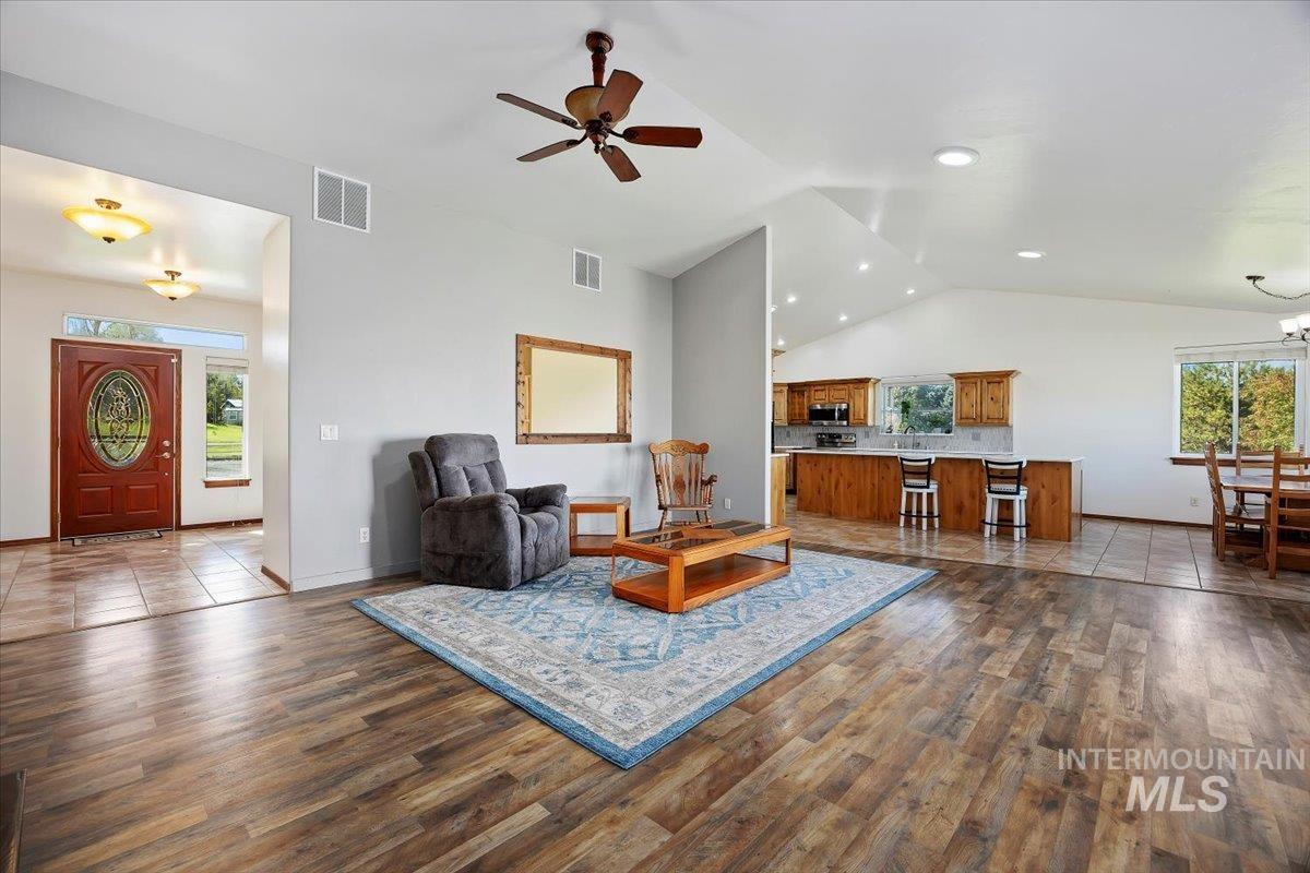 4477 Silver Lakes Ct