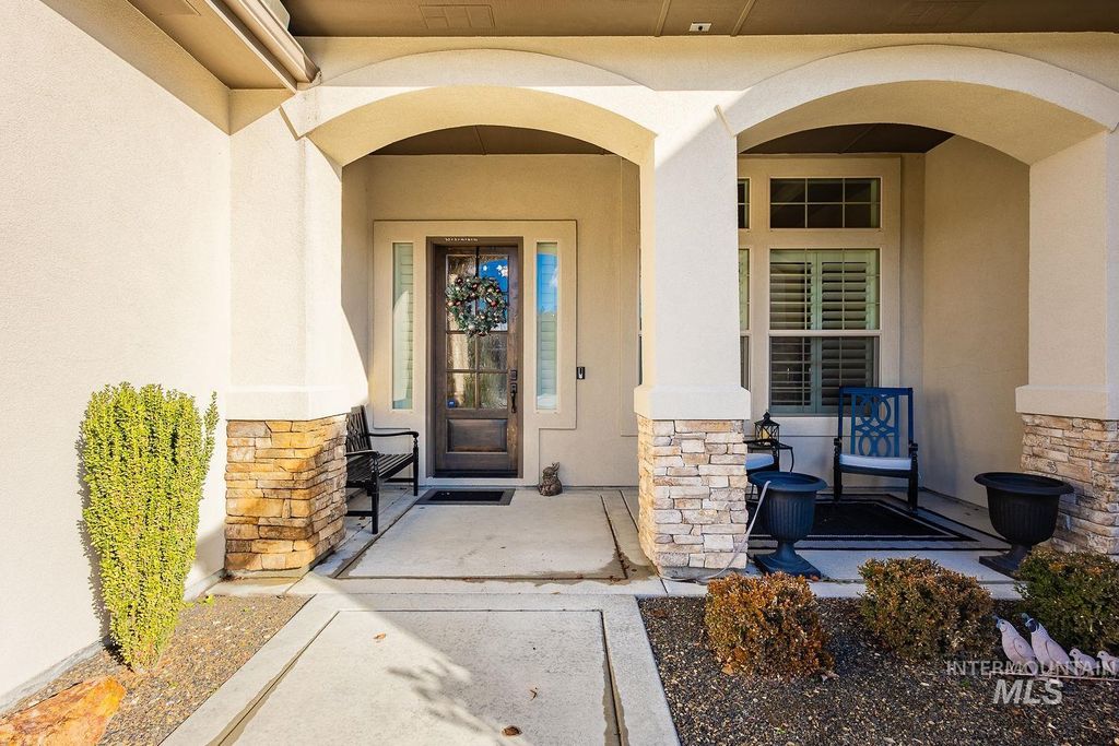 Photo of 1842 N Highbury Way, Eagle, ID 83616 (MLS # 98971542)