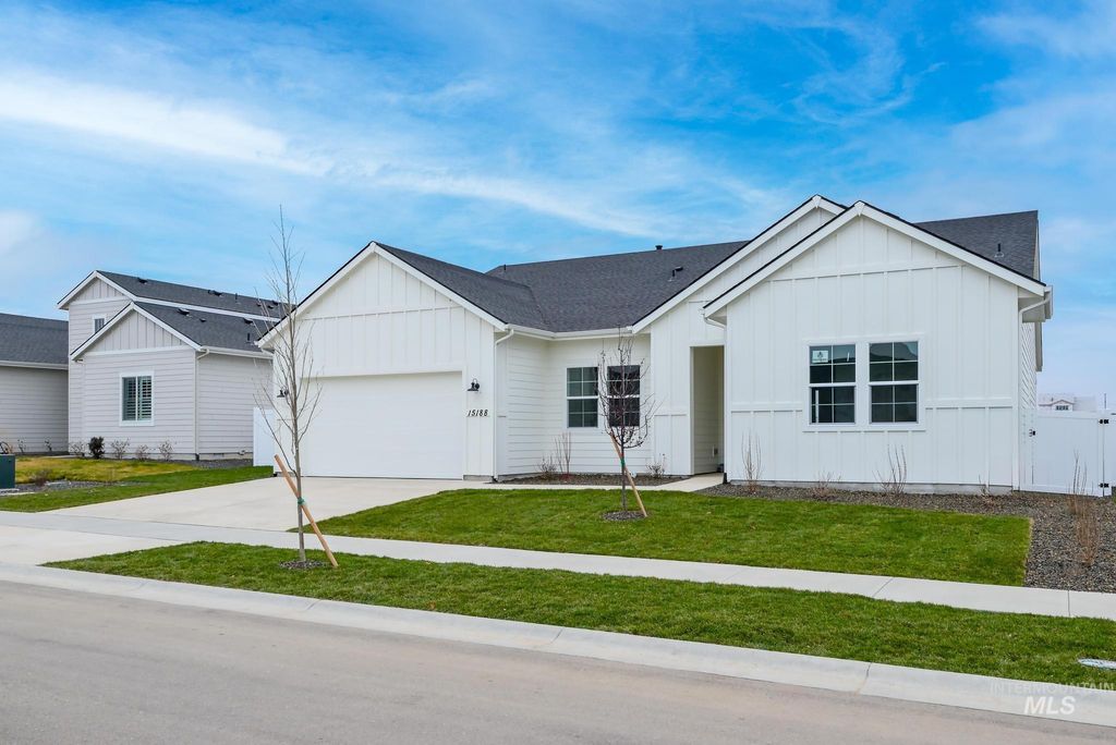 Photo of 15188 Steel Cloud Ave, Caldwell, ID 83607 (MLS # 98974844)