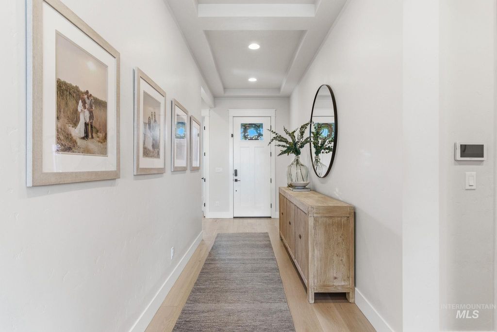 Photo of 7703 W W Corinthia St, Eagle, ID 83616 (MLS # 98981486)