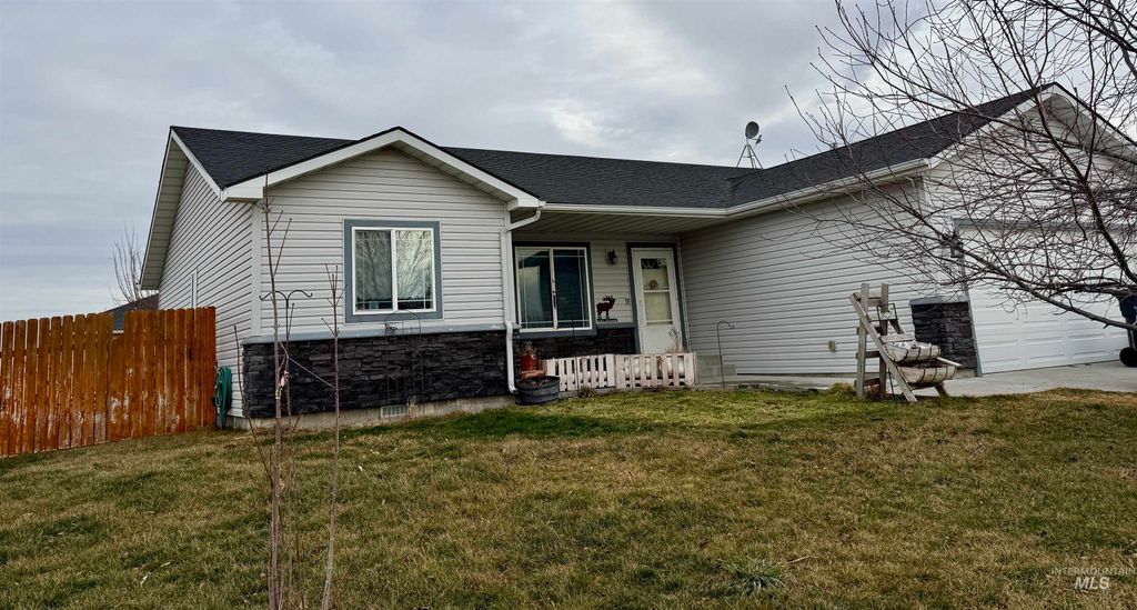 Photo of 1141 Sunset Lane, Kimberly, ID 83341 (MLS # 98973396)