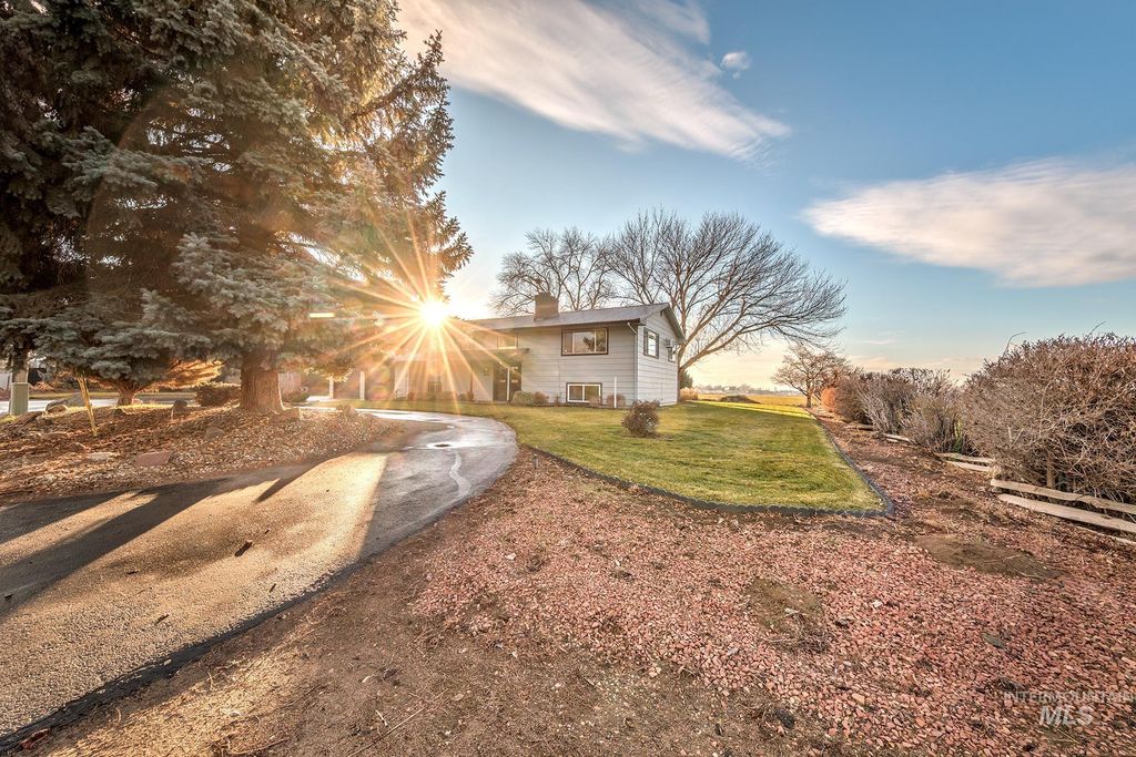 Photo of 8087 N Pennsylvania Ave, Fruitland, ID 83619 (MLS # 98970431)