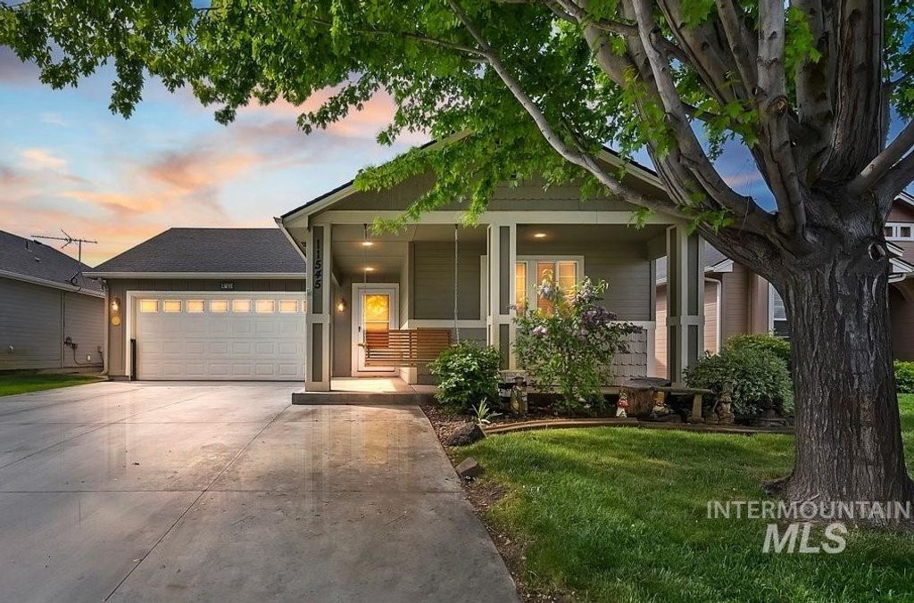 Photo of 11545 W Tempe Ln, Star, ID 83669 (MLS # 98985535)