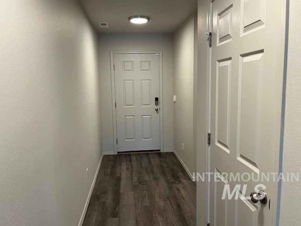 Photo of 2630 E Night Rider Dr, Kuna, ID 83634 (MLS # 98975505)