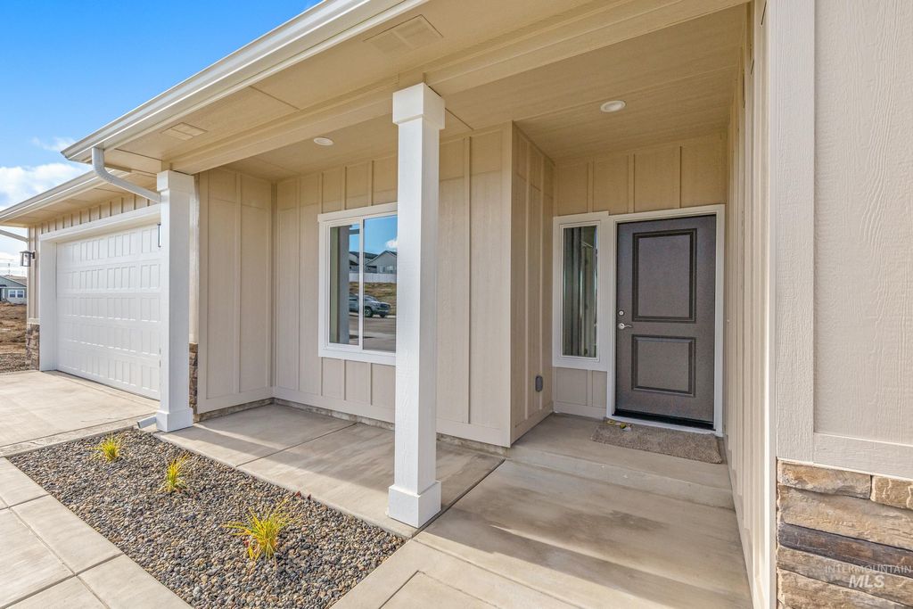 Photo of 775 Oakmont St, Payette, ID 83661 (MLS # 98963556)