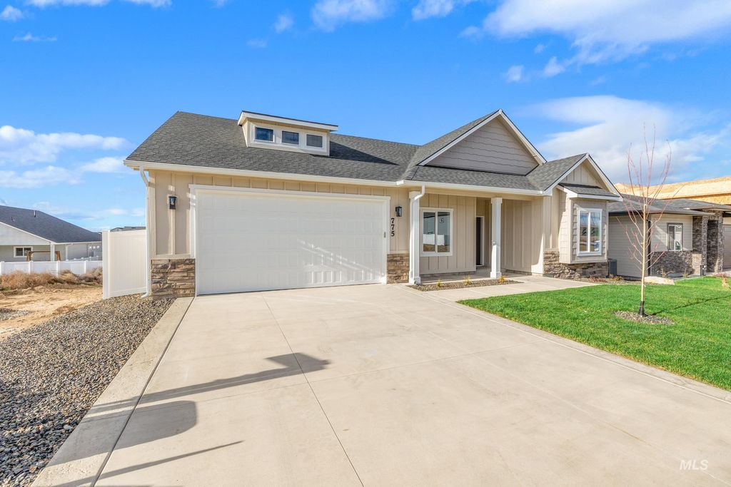 Photo of 775 Oakmont St, Payette, ID 83661 (MLS # 98963556)