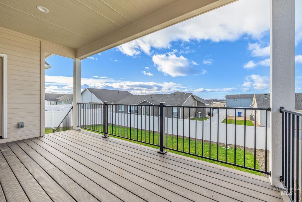 Photo of 775 Oakmont St, Payette, ID 83661 (MLS # 98963556)