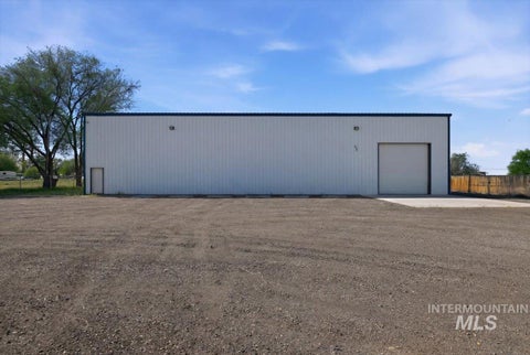 Photo of 987 NW Mcmurtrey Rd, Mountain Home, ID 83647 (MLS # 98985671)