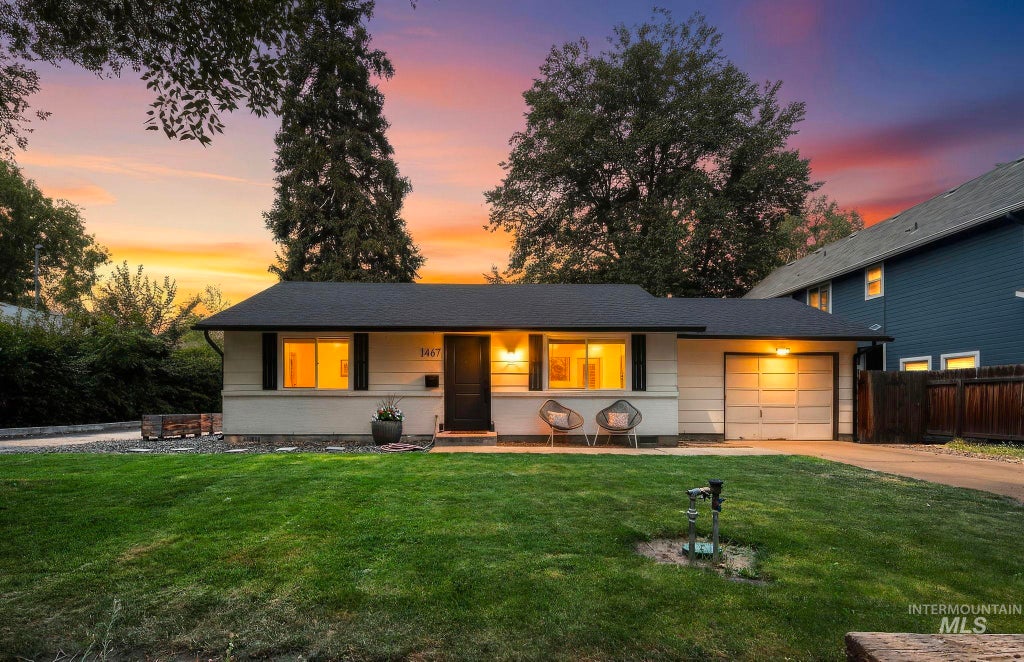 Photo of 1467 S Grant Ave, Boise, ID 83706 (MLS # 98995717)