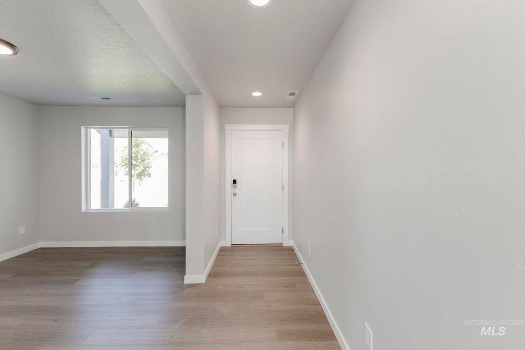 Photo of 1092 Ellis River Ave, Middleton, ID 83644 (MLS # 98965847)