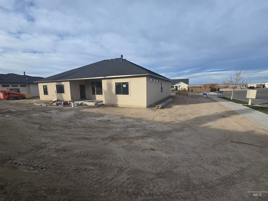 Photo of 1509 Mountain View Drive, Twin Falls, ID 83301 (MLS # 98968098)