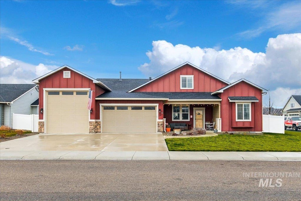 Photo of 59 Sorrel Ave, Nampa, ID 83687 (MLS # 98996577)