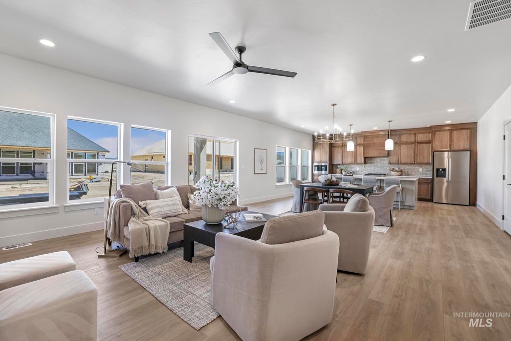 Photo of 2209 Kooskia Loop, Twin Falls, ID 83301 (MLS # 98963207)