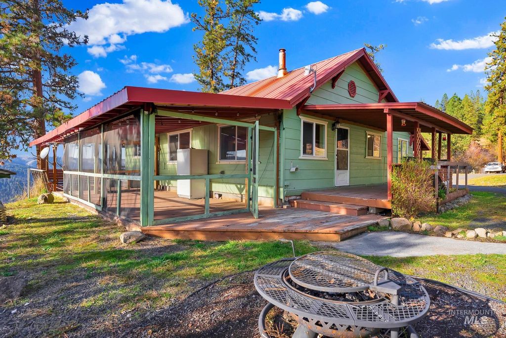 Photo of 5443 Hwy 11, Orofino, ID 83544 (MLS # 98967227)