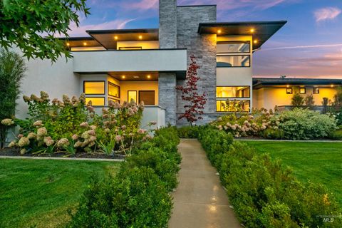 Photo of 1436 W Windbreaker Lane, Eagle, ID 83616 (MLS # 98964049)