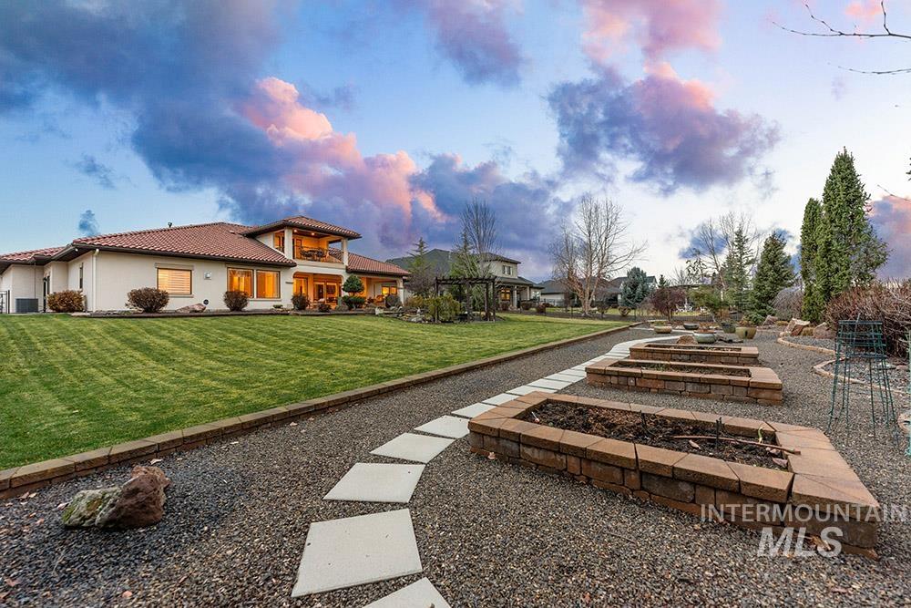 698 W Back Forty Dr.