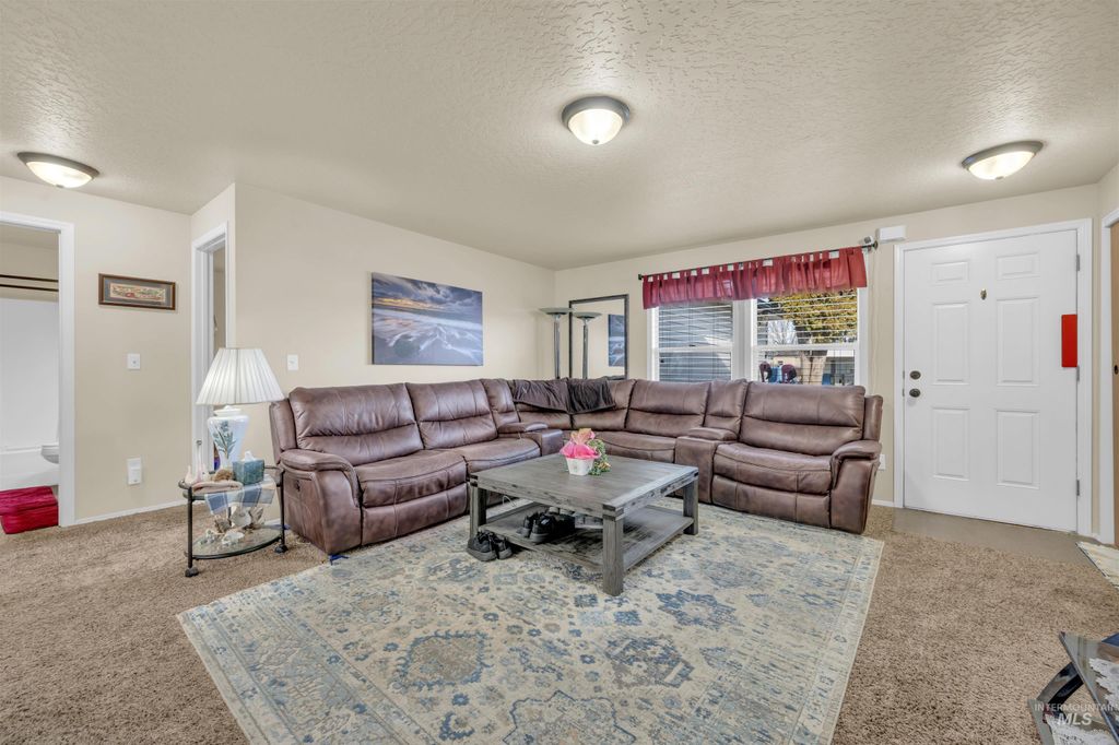 Photo of 3908 Clayton Street, Caldwell, ID 83607 (MLS # 98971187)