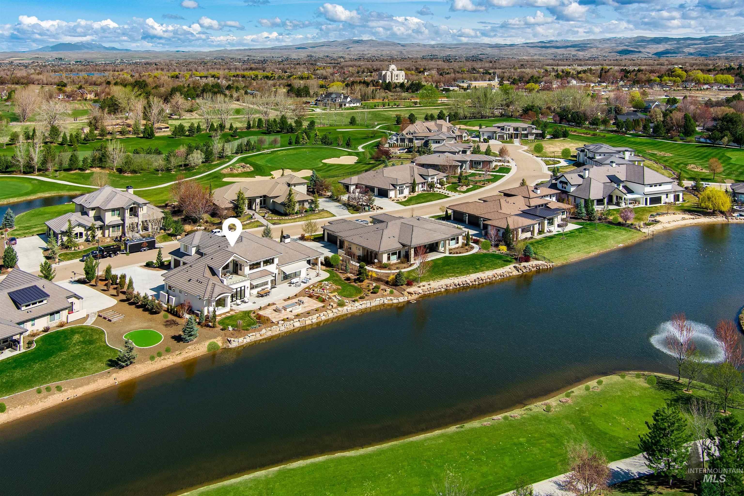 2195 W Three Lakes Drive