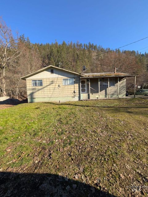 Photo of 422 Old School Ave, Stites, ID 83552 (MLS # 98973153)