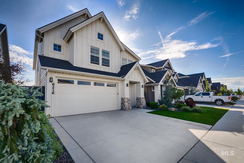 Photo of 6216 S Wayland Way, Meridian, ID 83642 (MLS # 98984563)