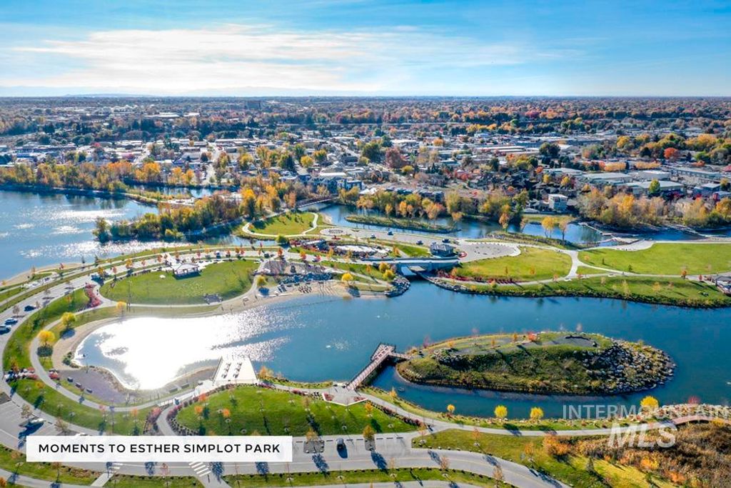 Photo of 3637 N Carr Ln, Garden City, ID 83714 (MLS # 98971494)