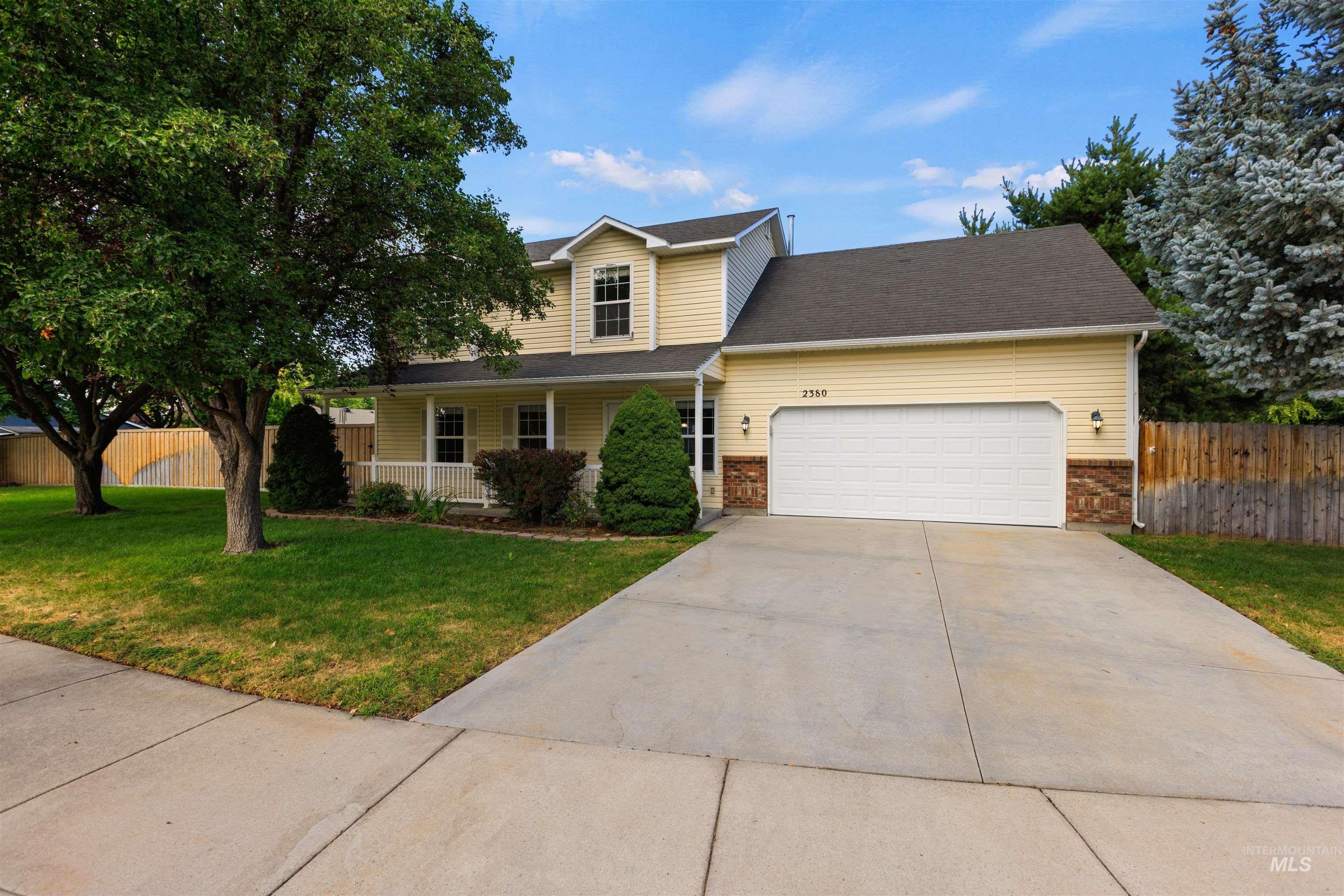 2380 W Baystone Dr