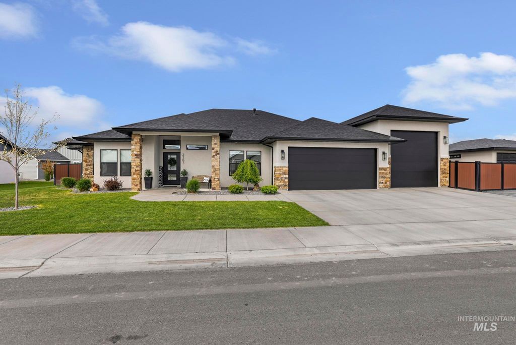 Photo of 2307 Cattail Drive, Twin Falls, ID 83301 (MLS # 98984806)