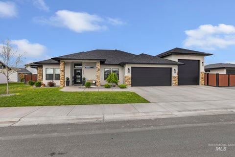 Photo of 2307 Cattail Drive, Twin Falls, ID 83301 (MLS # 98984806)