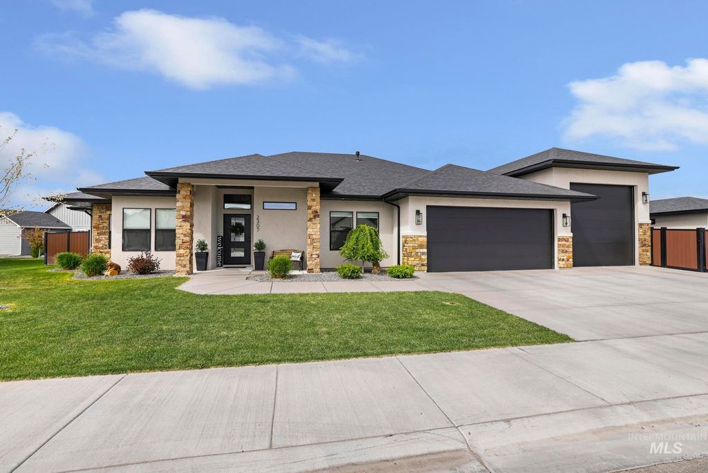 Photo of 2307 Cattail Drive, Twin Falls, ID 83301 (MLS # 98984806)