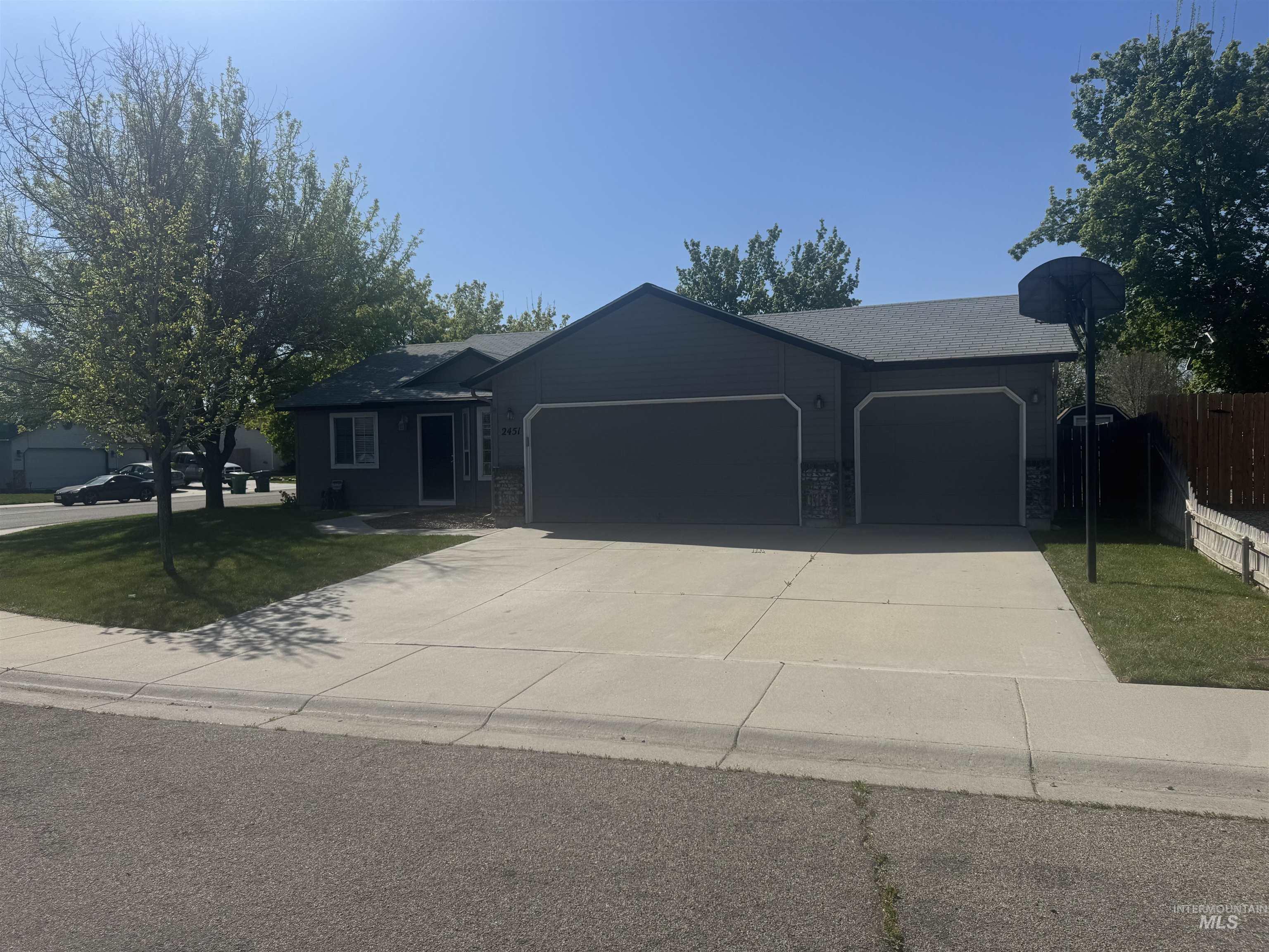 2451 W Park Stone Dr