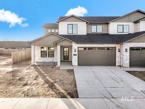Photo of 541 Canyon Falls Dr, Twin Falls, ID 83301 (MLS # 98975454)