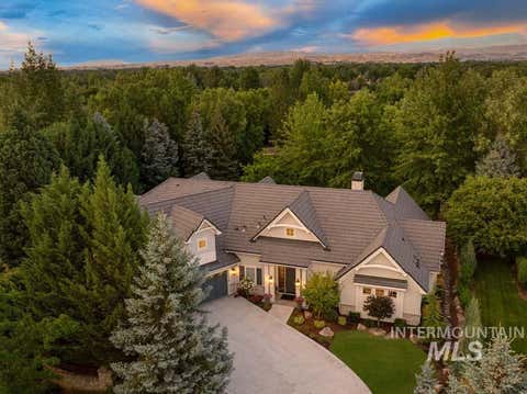 Photo of 378 W Rivermont Ln, Eagle, ID 83616 (MLS # 98994239)