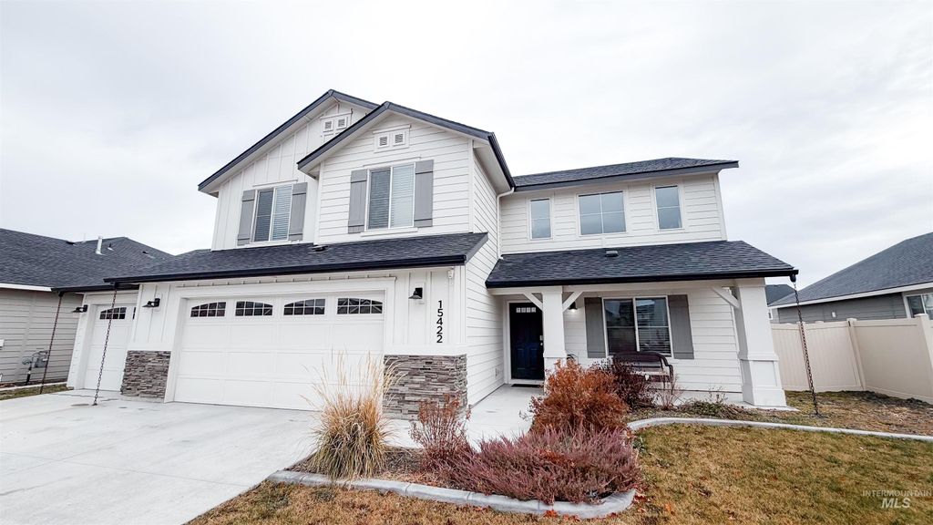 Photo of 15422 Lutsen Ave, Caldwell, ID 83607 (MLS # 98970027)