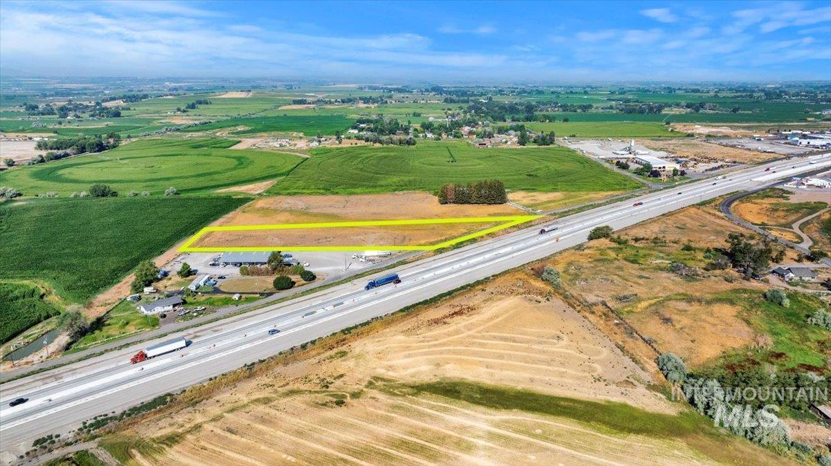 47 East Frontage Road