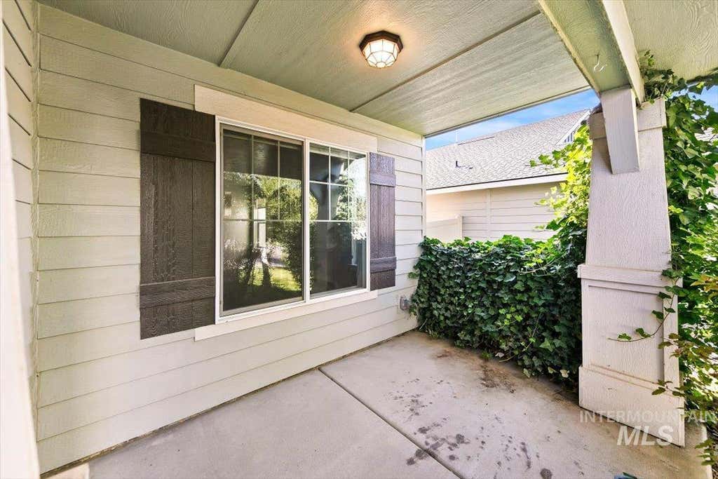 Photo of 5095 N Maplestone Ave, Meridian, ID 83646 (MLS # 98995759)