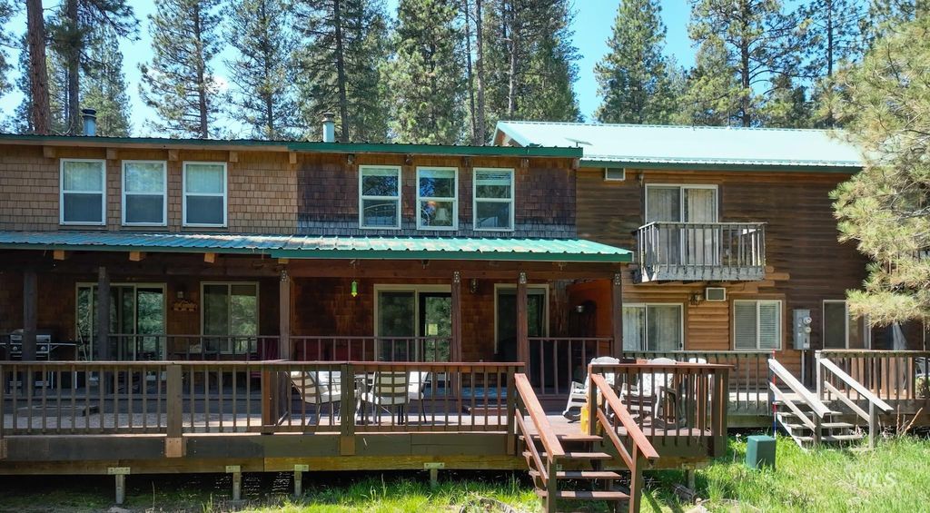 Photo of 33 Sunrise Drive, Garden Valley, ID 83622 (MLS # 98984677)
