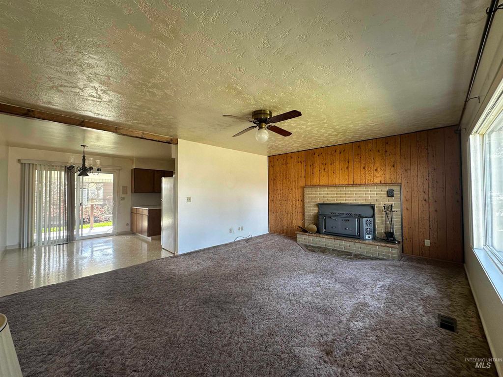 Photo of 715 E 19th N, Mountain Home, ID 83647 (MLS # 98978999)