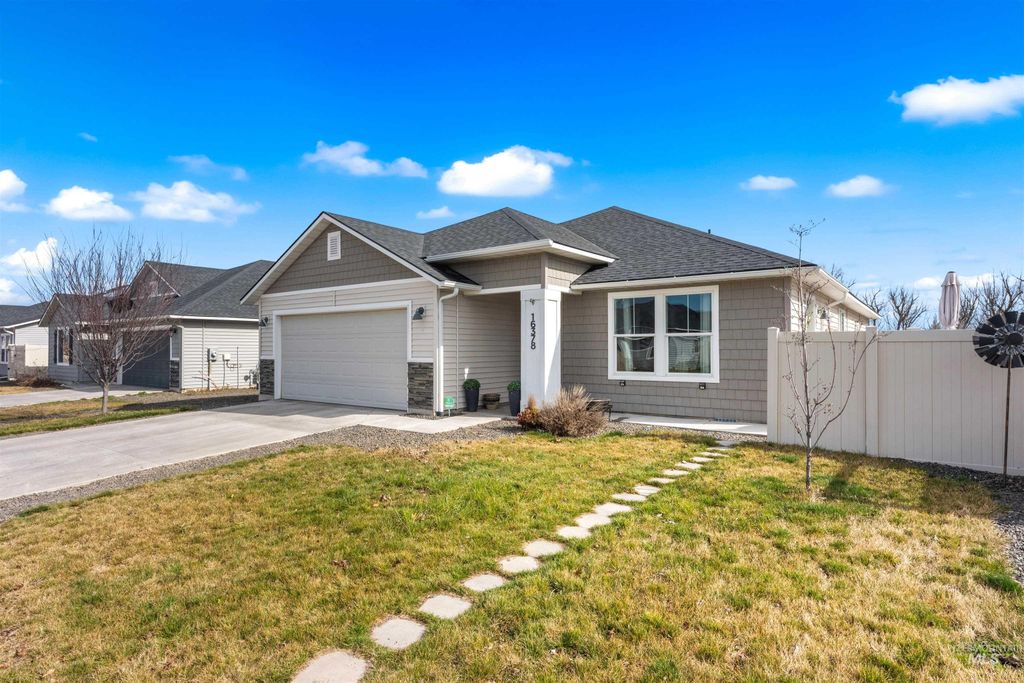 Photo of 16378 Kelso Way, Caldwell, ID 83607 (MLS # 98977083)