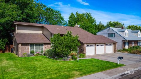 Photo of 5267 N Marcliffe Ave, Boise, ID 83704 (MLS # 98991740)