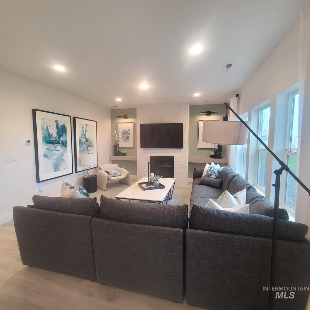 Photo of 9523 S Geothermal Ave, Kuna, ID 83634 (MLS # 98999995)