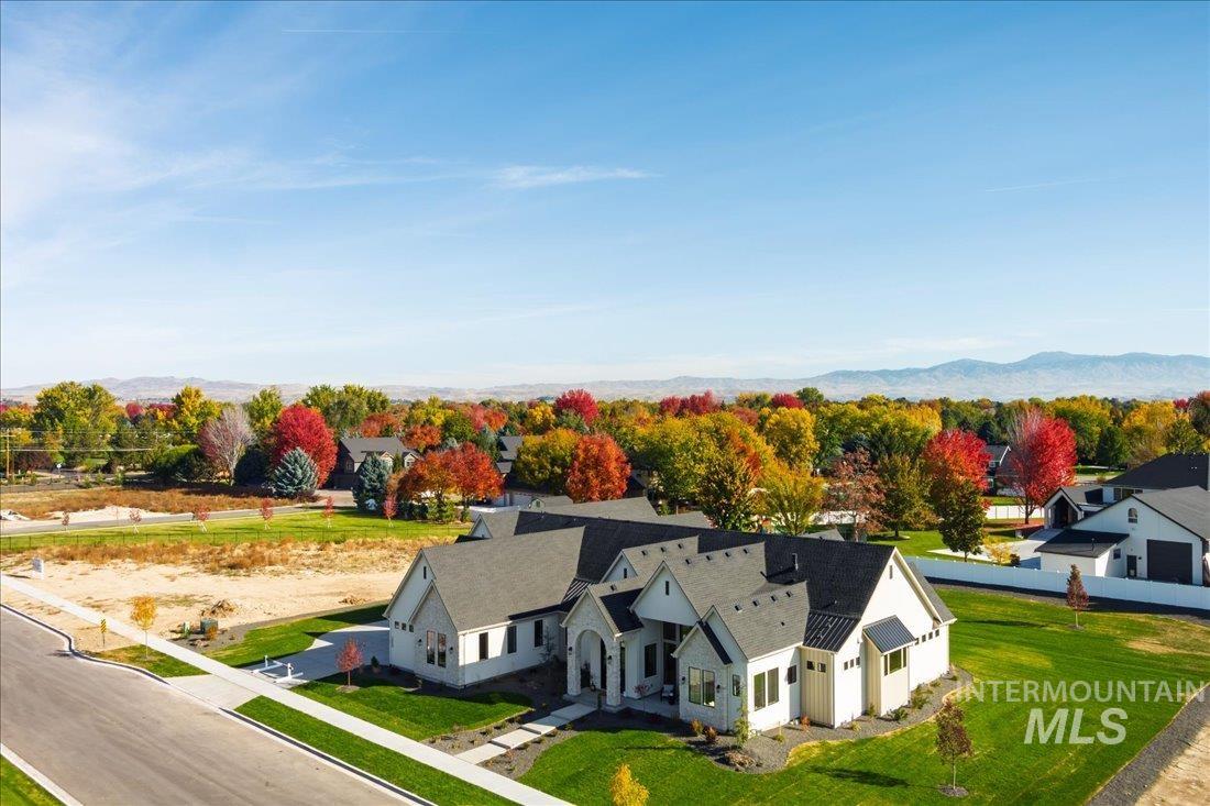 Aerial view of property and surrounding area